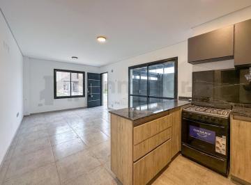 PH · 70m² · 2 Dormitorios · 1 Cochera · Duplex en Alquiler 2 Dorm Quebradas de Manantiales