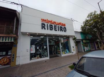 Local comercial · 640m² · Local en Venta en Los Hornos