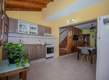 PH · 167m² · 5 Ambientes · 1 Cochera · Venta PH Frent Independiente 4 Amb - Villa Luzuriaga