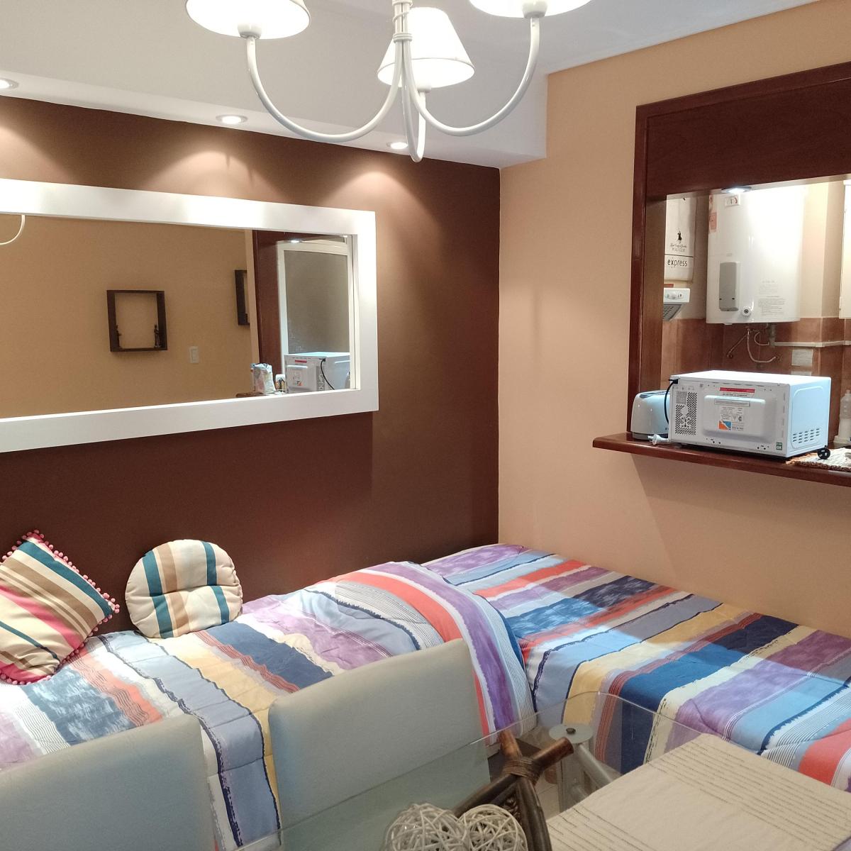 Oportunidad Venta depto 2 ambientes totalmente renovado, amueblado e impecable