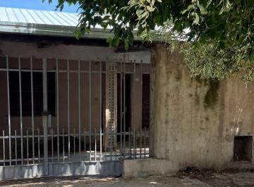 Casa · 98m² · 3 Ambientes · 1 Cochera · Casa en Refacción Zona Céntrica Sto. Tome