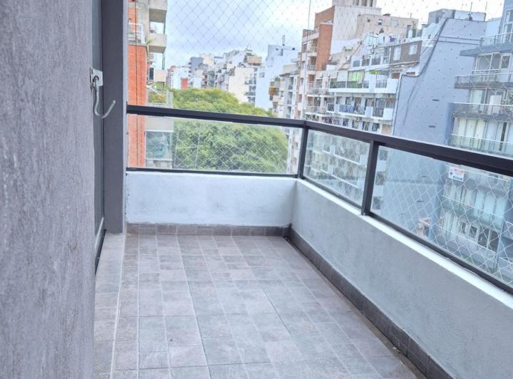 Alquiler Monoambiente Balcon Luminoso