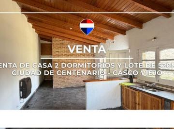 Casa · 70m² · 3 Ambientes · 3 Cocheras · Venta de Casa en Centenario. Casco Viejo