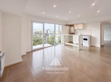 Departamento · 47m² · 2 Ambientes · 1 Cochera · Alq 24 m - Departamento 2 Amb con Cochera Excelente Estado