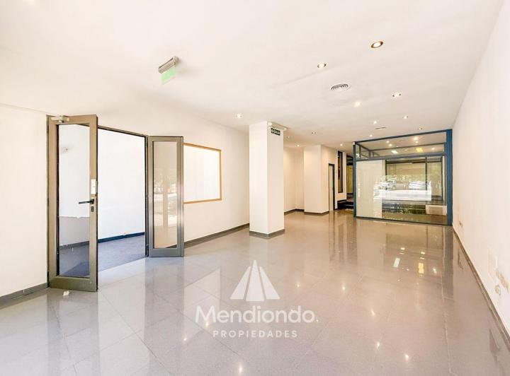Local comercial · 460m² · 4 Ambientes