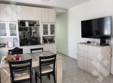 Departamento · 65m² · 2 Ambientes · 1 Cochera · Venta Departamento un Dormitorio con Cochera