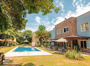 Edificio · 931m² · Oprtundiad Unica: Venta, Alquiler o Asosiación en Hotel Las Moras, Chacabuco, Buenos Aires.