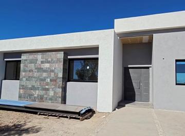 Casa · 160m² · 4 Ambientes · Casa en Venta en San Sebastian, Escobar, G. B. a. Zona Norte