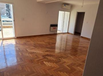 Departamento de 5 ambientes, Ciudad de Mendoza · Amplio Departamento Pleno Centro