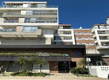 Departamento · 80m² · 3 Ambientes · 1 Cochera · Venta Depto en Bombinhas Financiado a 5 Años. Residencial con Amenities.