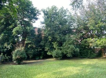 Terreno · 305m² · Unico Lote de 305,36 m² | Inmejorable Ubicacion y Acceso |