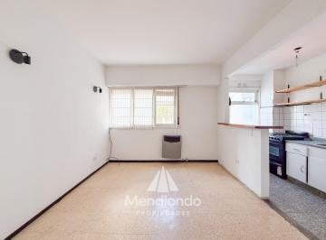 Departamento · 34m² · 2 Ambientes · 1 Cochera · Depto 2 Ambientes Lateral. Espacio de Cochera Cubierta. Zona Shopping Aldrey.