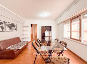 Departamento · 41m² · 2 Ambientes · Depto 2 Amb Lateral Muy Luminoso E Impecable. Zona Centro.