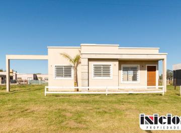 Casa de 3 ambientes, Nueva Atlantis · 2 Hermosas Casas a Estrenar - C1105