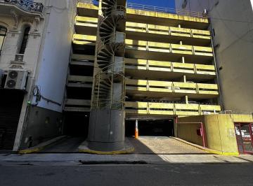 Garage · 12m² · Cochera en Monserrat