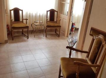 Casa · 286m² · 5 Ambientes · Chalet Zona Nueva Termial