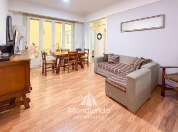 Departamento · 58m² · 3 Ambientes · Depto 3 Amb en Pb con 2 Patios. Baño Completo. Lavadero y Toilette. Luz Gas Agua Todo Nuevo.