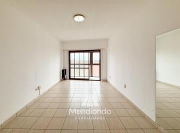 Departamento · 40m² · 2 Ambientes · Depto 2 Amb. Al Frente con Balcón en Juan B Justo y Buenos Aires
