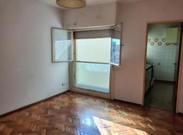 Departamento · 40m² · 2 Ambientes · Departamento de 2 Amb a m de Cabildo
