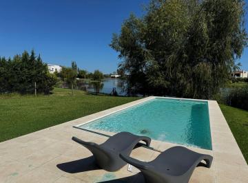 Casa · 808m² · 6 Ambientes · 2 Cocheras · Venta Casa 6 Amb a La Laguna Barrio El Cantón Norte Escobar