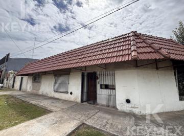 Casa · 240m² · 7 Ambientes · 1 Cochera · Casa en Venta en Bloque | Unidades con Entrada Independiente | Altos de San Lorenzo | La Plata