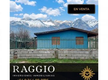 Casa · 90m² · 4 Ambientes · 2 Cocheras · Casa de 90 m² en El Bolsón Barrio Irigoyen (So - 97)