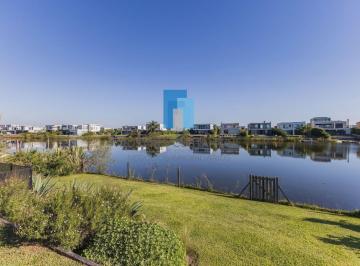 Casa · 709m² · 10 Ambientes · 2 Cocheras · Casa en Venta en Castaños, Nordelta