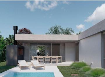 Casa · 714m² · 4 Ambientes · 2 Cocheras · Casa en Venta en Barrio Ribera de 3 Dorm., Escritorio y Pileta Barrio Ribera