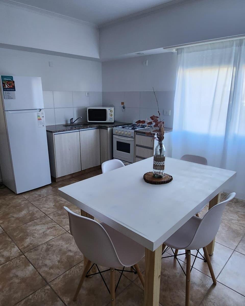 Depto 1 amb, 35m² amueblado con cochera — Centro