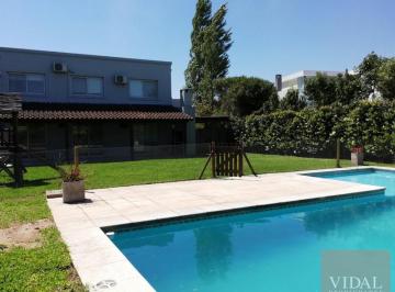 Casa · 650m² · 4 Ambientes · 4 Cocheras · Casa Venta o Alquiler San Isidro Labrador Villanueva Tigre