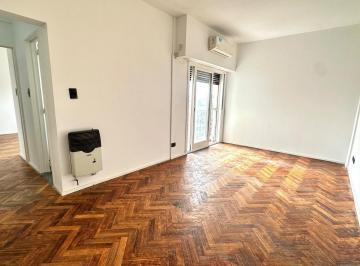 Departamento · 55m² · 4 Ambientes · 3 Ambientes, a 300 m de La Estaciòn de Tren V. del Parque