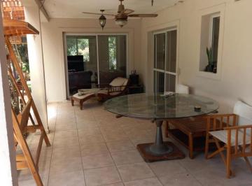 Casa · 300m² · 5 Ambientes · 4 Cocheras · Venta Casa 5 Amb Permuta/financiación Barrio Fincas del Lago Escobar
