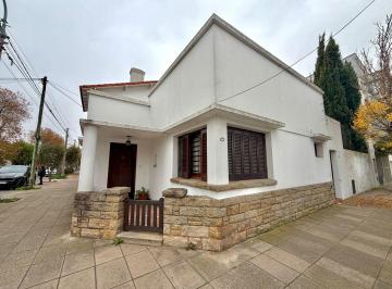 Imagen1 · Venta Casa con Cochera y Dependencia