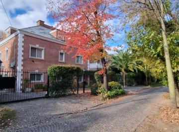 Casa · 620ha · 6 Ambientes · 4 Cocheras · Nuevo Ingreso