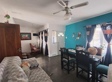 Casa · 190m² · 7 Ambientes · 1 Cochera · Casa en Venta Barrio Trapiche/ 4 Dorm./ 3 Baños/ Cochera