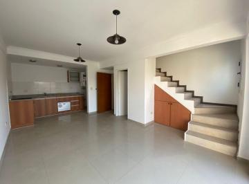 Departamento de 2 ambientes, Almirante Brown · Alquiler Departamento 2 Ambientes Duplex con Cochera - Adrogue
