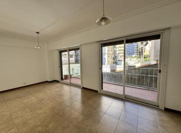 Departamento · 73m² · 3 Ambientes · 1 Cochera · Departamento en Olazabal 3 Ambientes + Dependencia!