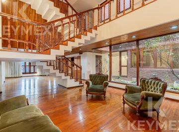 Casa · 700m² · 10 Ambientes · 5 Cocheras · Venta Exclusiva Casa de Lujo en Casco La Plata | 5 Suites - Ascensor - 5 Cocheras - Piscina
