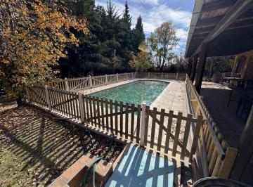 Hotel · 400m² · 6 Ambientes · 3 Cocheras · Venta de Casa Quinta y Salon de Eventos Lujan de Cuyo