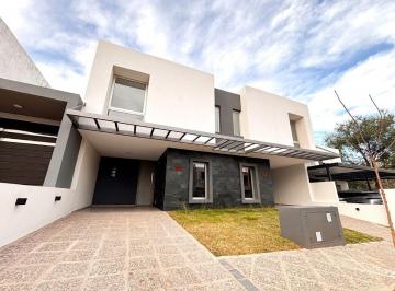 PH de 7 ambientes, Córdoba · Venta. Miradores de Manantiales. Dúplex 3 Dorm. 3 Baños. Cochera. Patio. Asador.