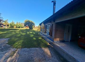 Casa · 120m² · 3 Ambientes · 2 Cocheras · Alquiler de Casa en Cañuelas, Santa Anita