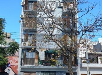 Departamento · 35m² · 2 Ambientes · Dos Ambientes Al Frente en un Primer Piso.