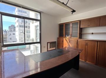 Oficina comercial · 25m² · 1 Ambiente · Oficina en Alquiler Semi Amoblada Edificio de Oficinas