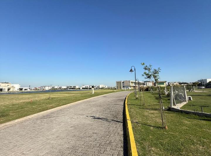 Terreno · 641m²