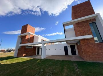 Casa de 5 ambientes, Córdoba · Alquiler Duplex Alta Gama Chacras Green