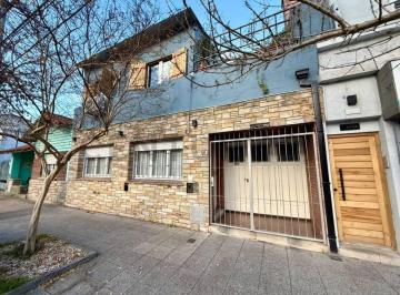 PH · 86m² · 3 Ambientes · 1 Cochera · PH Totalmente Reciclado en Barrio San José, Mar del Plata