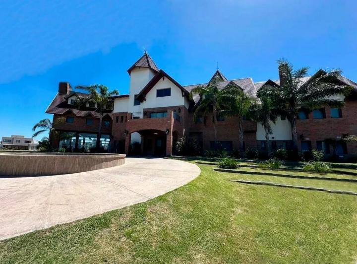 Terreno · 900m²