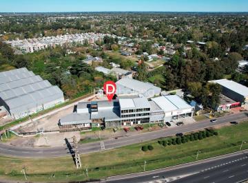 Depósito · 2000m² · Depósito en Alquiler en Moreno