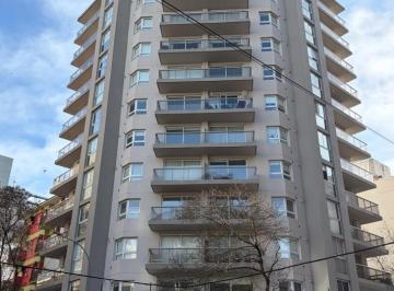Departamento · 96m² · 4 Ambientes · 1 Cochera · Departamento de 4 Amb. con Cochera