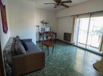 PH · 82m² · 3 Ambientes · PH en Villa Lynch